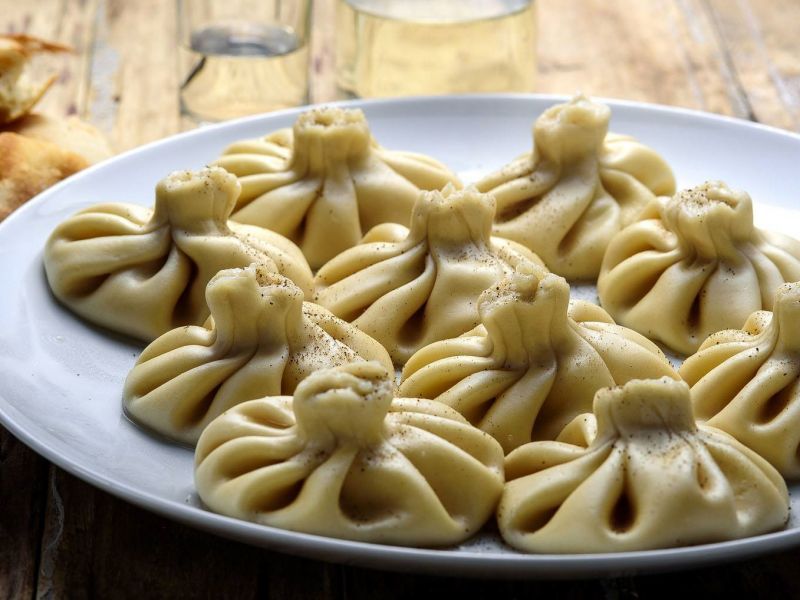 Где можно попробовать горячую кавказскую любовь на вкус: ТОП 7 заведений Запорожья с грузинской кухней