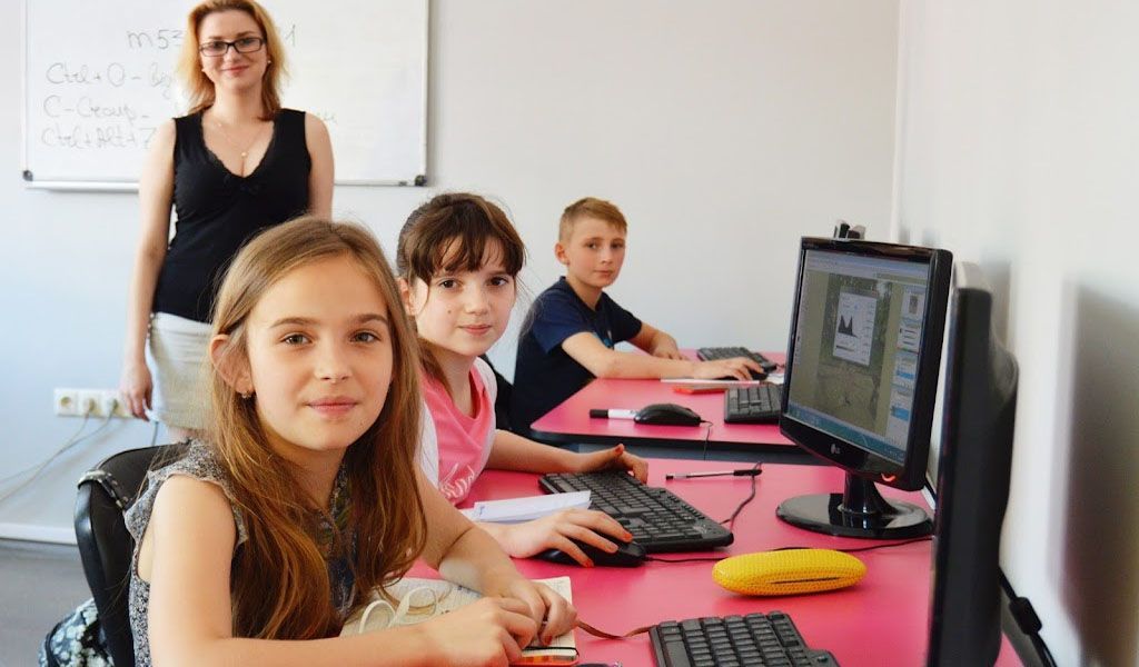 IT-детство: обзор курсов для детей в Ровно