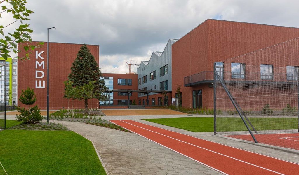 Учиться по-новому: обзор популярных частных школ Львова