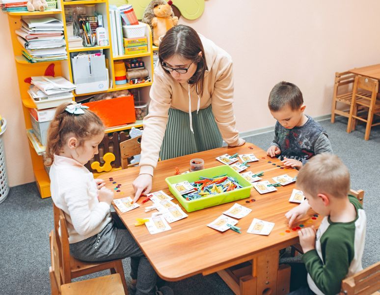 Готовимся к школе: обзор дошкольных центров в Житомире