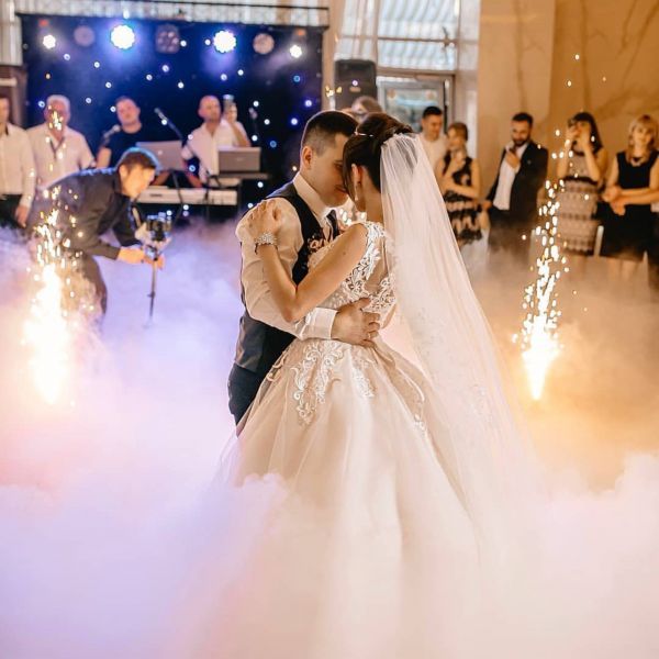 Обзор компаний, где отпразновать свадьбу в г. Ивано-Франковск