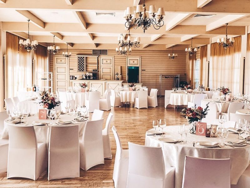 Обзор компаний, где отпразновать свадьбу в г. Днепропетровске