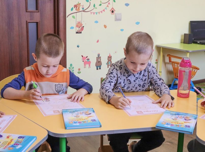 Дошколярик в Ужгороде: сколько стоят подготовительные курсы