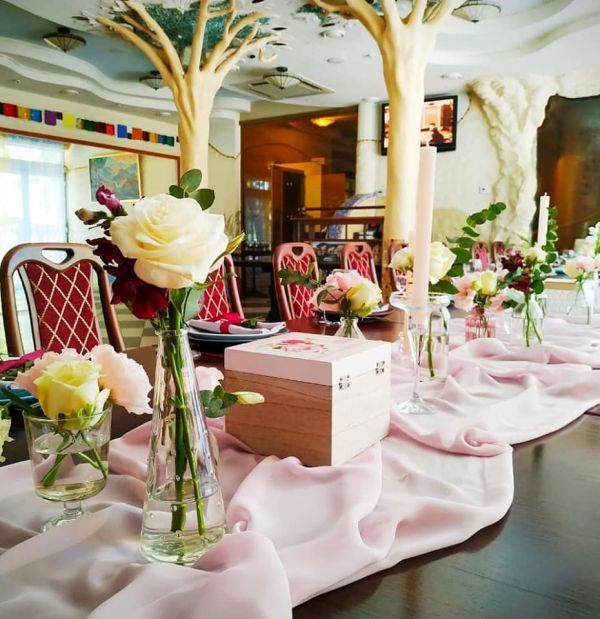 Обзор компаний, где отпразновать свадьбу в г. Днепропетровске