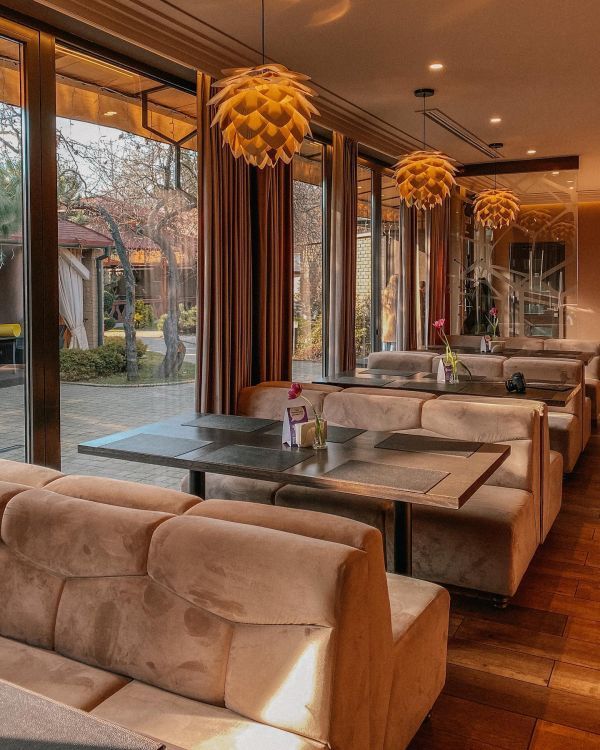 Обзор компаний, где отпразновать свадьбу в г. Ужгород