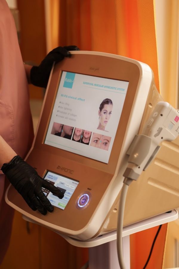 Лазерная эпиляция в Луцке: обзор компаний для безупречной гладкости