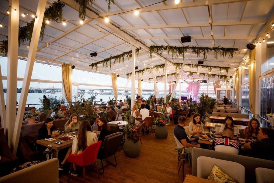 Обзор компаний, где отпразновать свадьбу в г. Киев