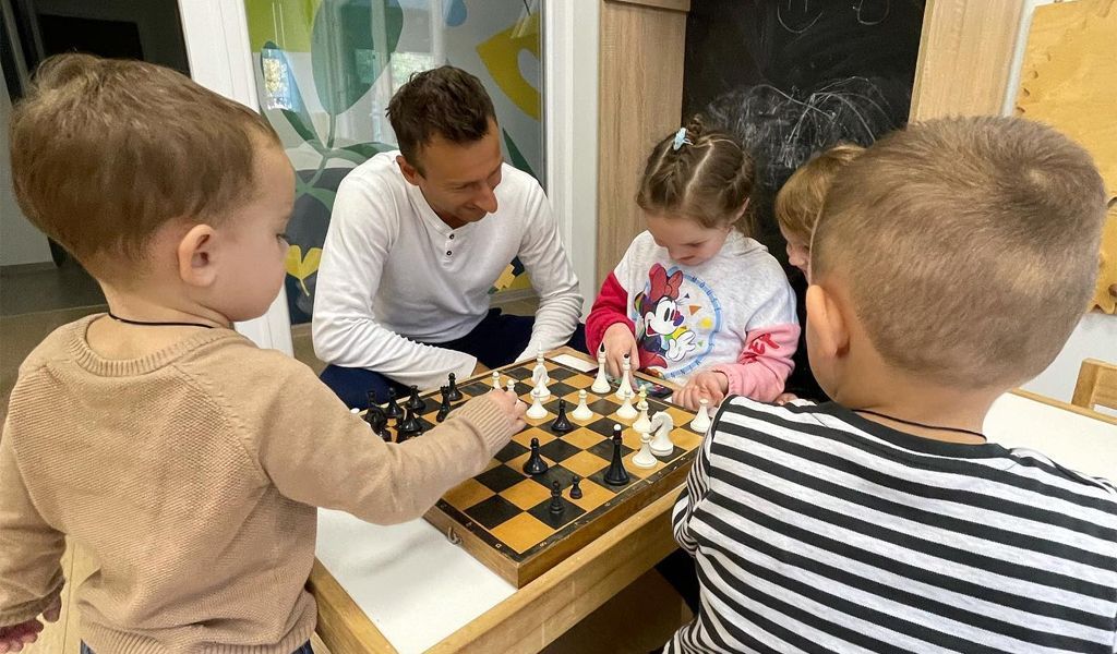 Обзор цен и особенностей частных детских садиков Полтавы