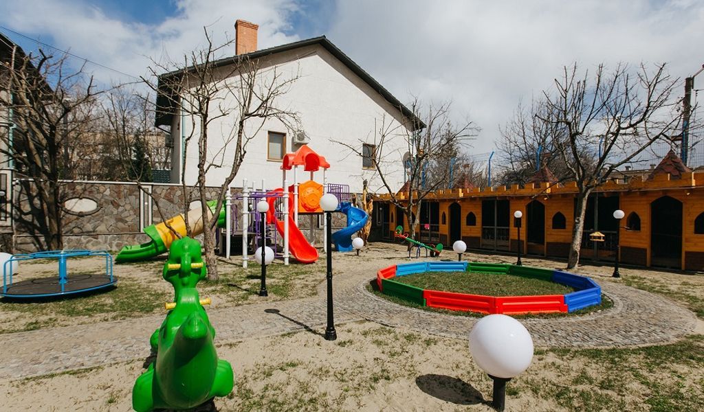 Частные детские садики в Черновцах: стоимость обучения, обзор услуг