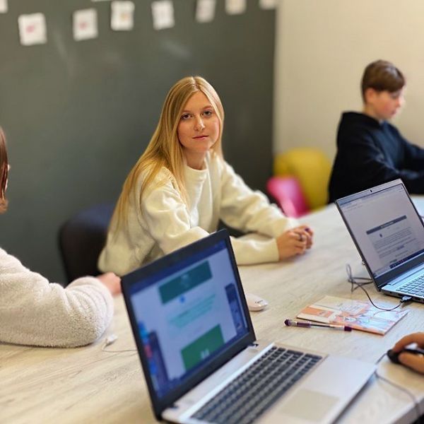 Обзор частных школ в г. Черновцы