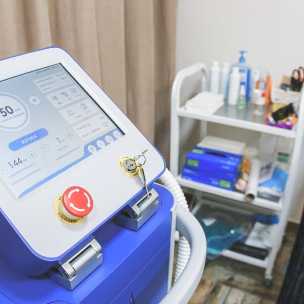 Полный обзор услуг лазерной эпиляции в Полтаве