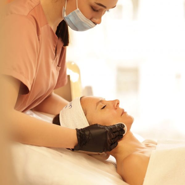 Лазерная эпиляция в Луцке: обзор компаний для безупречной гладкости