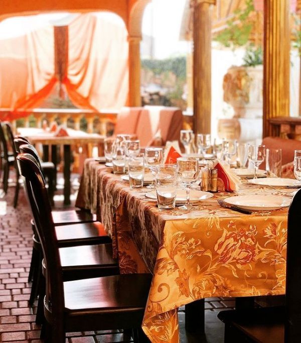 Обзор компаний, где отпразновать свадьбу в г. Кривой Рог