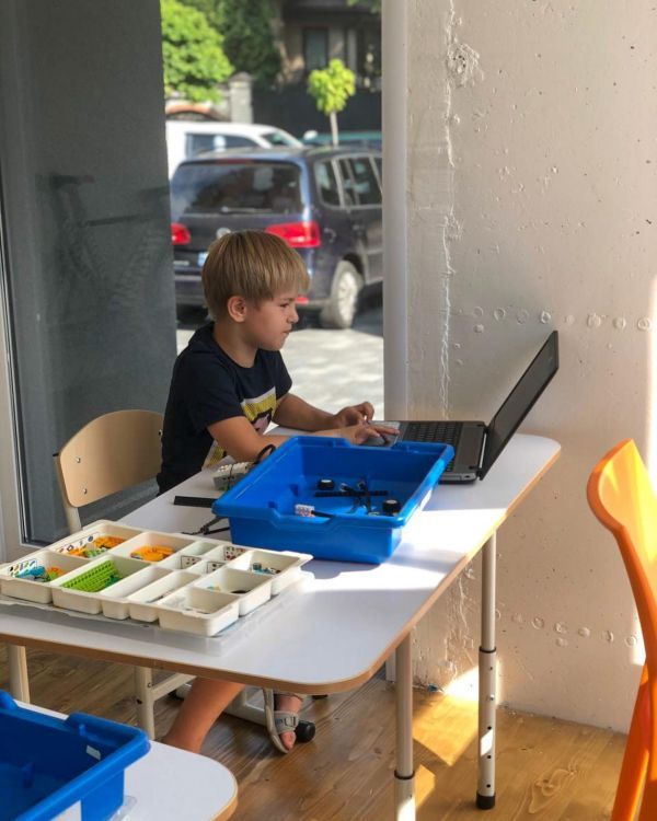 Обзор частных школ в г. Ивано-Франковск