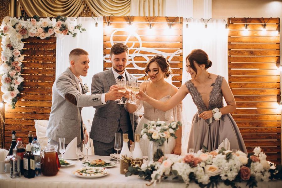 Обзор компаний, где отпразновать свадьбу в г. Кривой Рог