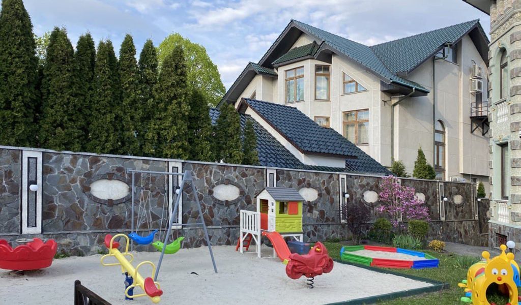 Частные детские садики в Черновцах: стоимость обучения, обзор услуг