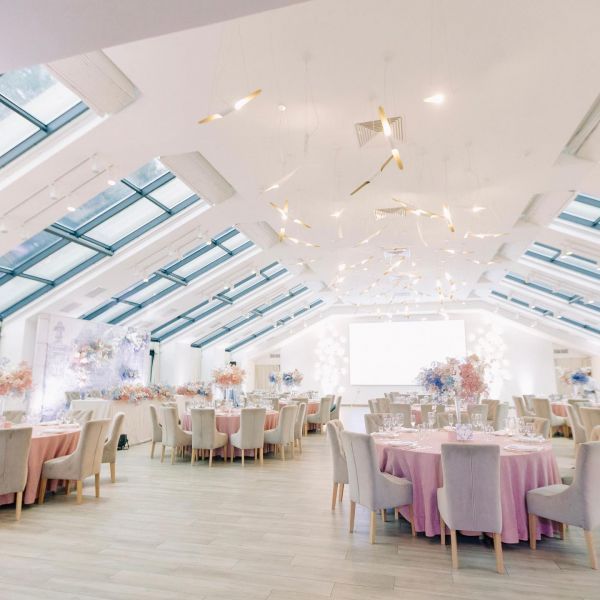 Обзор компаний, где отпразновать свадьбу в г. Львов