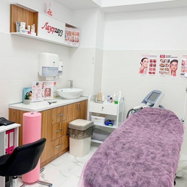 Лазерная эпиляция в Луцке: обзор компаний для безупречной гладкости