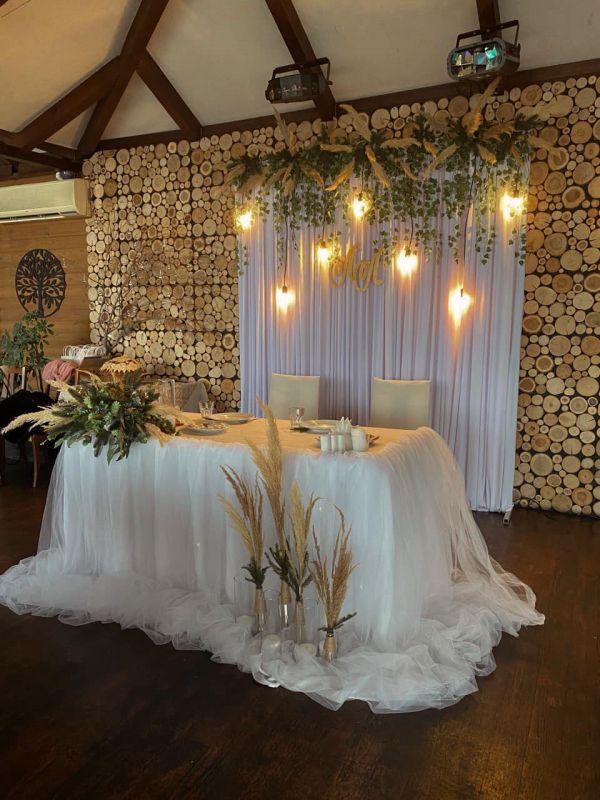 Обзор компаний, где отпразновать свадьбу в г. Черкассы