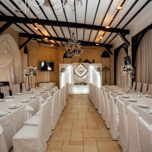 Обзор компаний, где отпразновать свадьбу в г. Днепропетровске