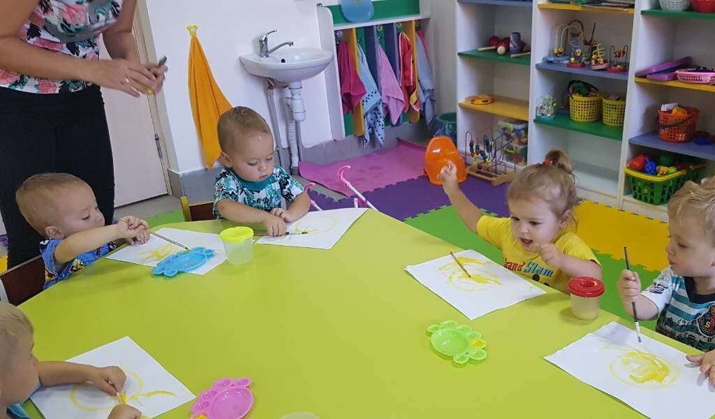 Обзор цен и особенностей частных детских садиков Полтавы