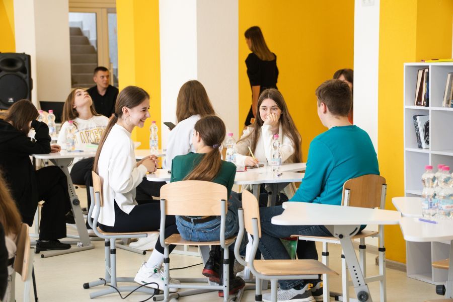 Обзор частных школ в г. Ивано-Франковск