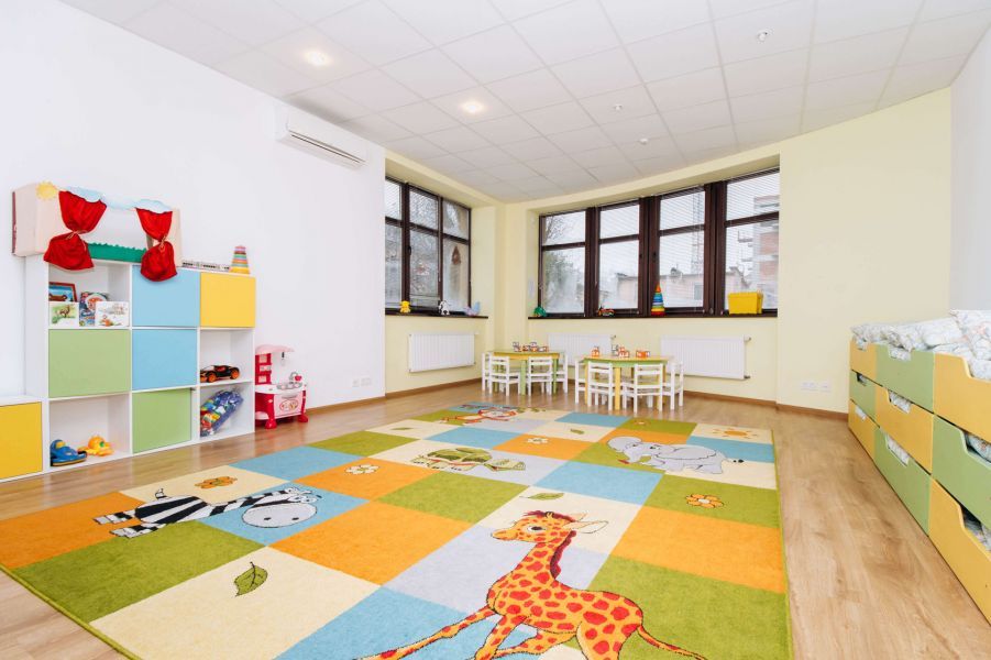 Частные сады Львов по районам: рейтинги, обзоры и цены