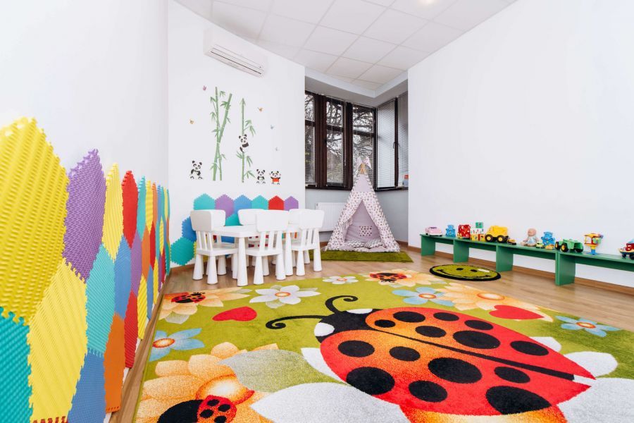 Частные сады Львов по районам: рейтинги, обзоры и цены