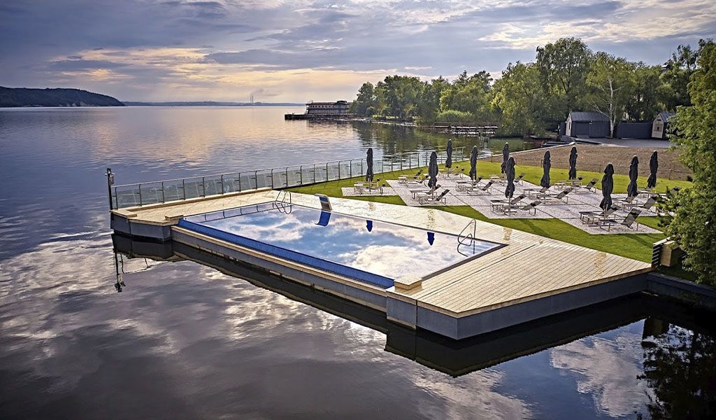 Обзор бассейнов в различных зонах отдыха Киева и Киевской области