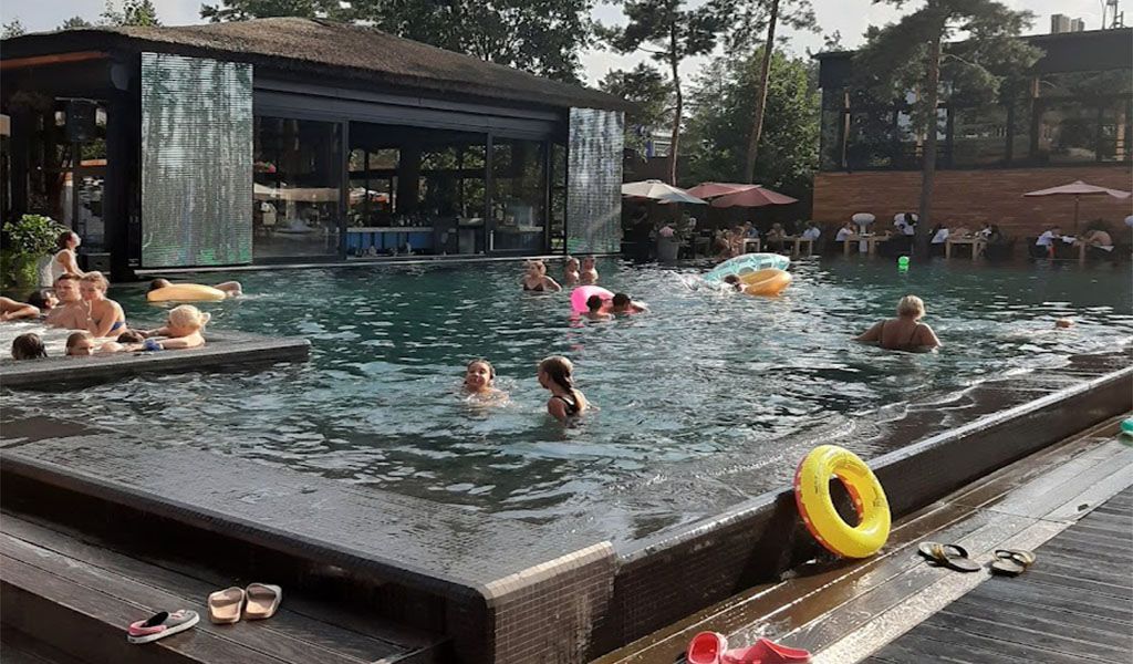 Обзор бассейнов в различных зонах отдыха Киева и Киевской области