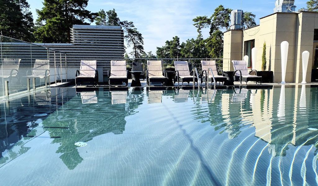 Обзор бассейнов в различных зонах отдыха Киева и Киевской области