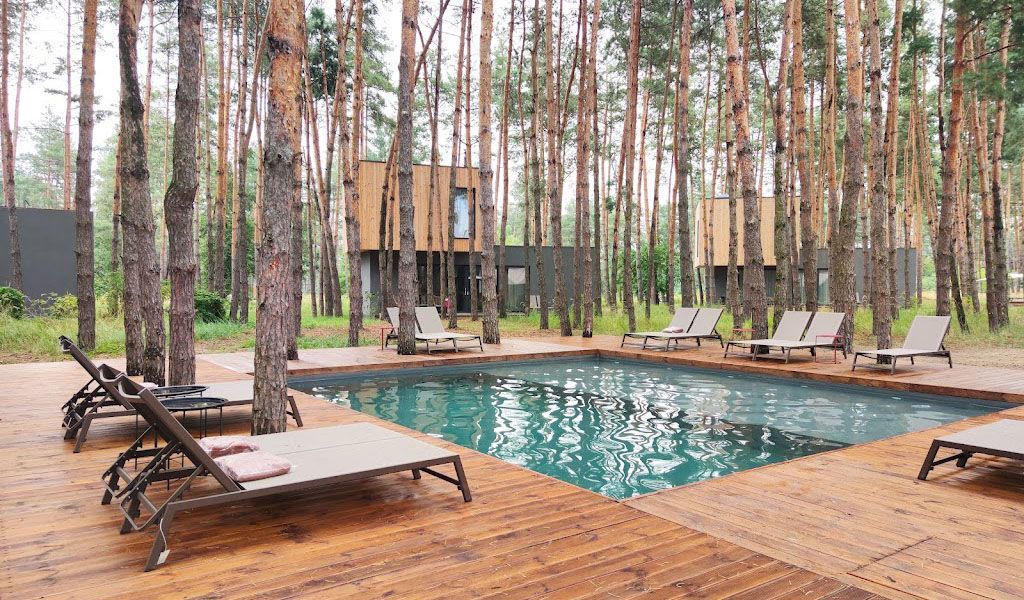 Обзор бассейнов в различных зонах отдыха Киева и Киевской области