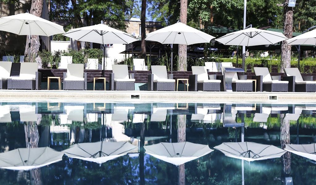 Обзор бассейнов в различных зонах отдыха Киева и Киевской области