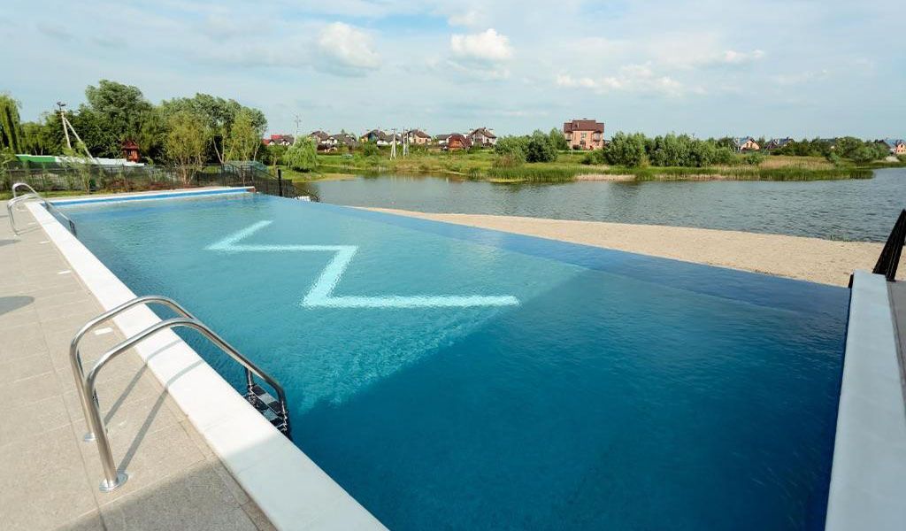 Обзор бассейнов в различных зонах отдыха Киева и Киевской области