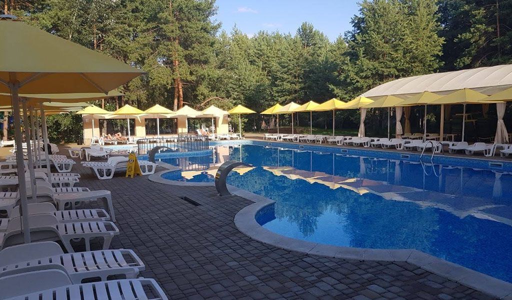 Обзор бассейнов в различных зонах отдыха Киева и Киевской области