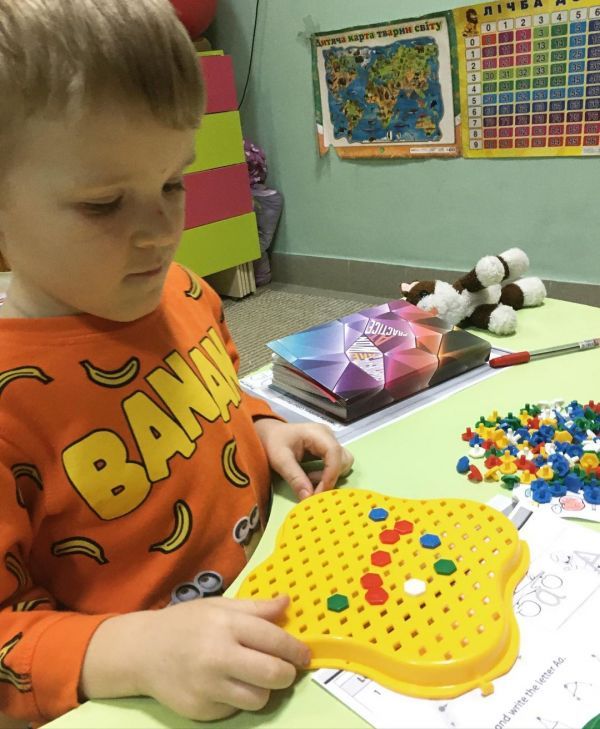 Дошколяр в Ровно: программы и цены