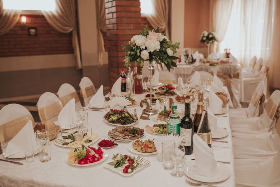 Обзор компаний, где отпразновать свадьбу в г. Луцк