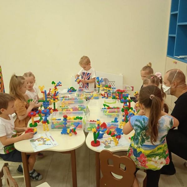 Готовимся к школе: обзор дошкольных центров в Днепре