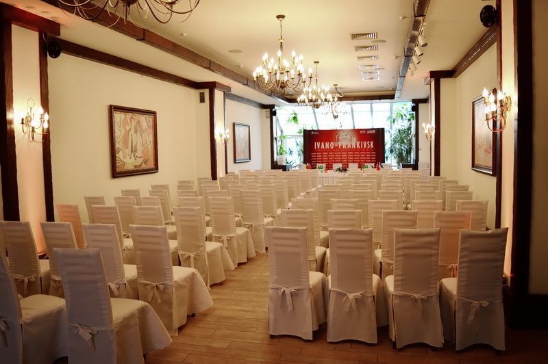 Обзор компаний, где отпразновать свадьбу в г. Ивано-Франковск