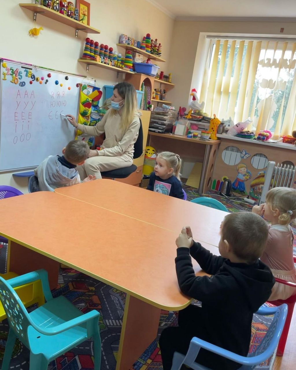 Дошколяр в Ровно: программы и цены